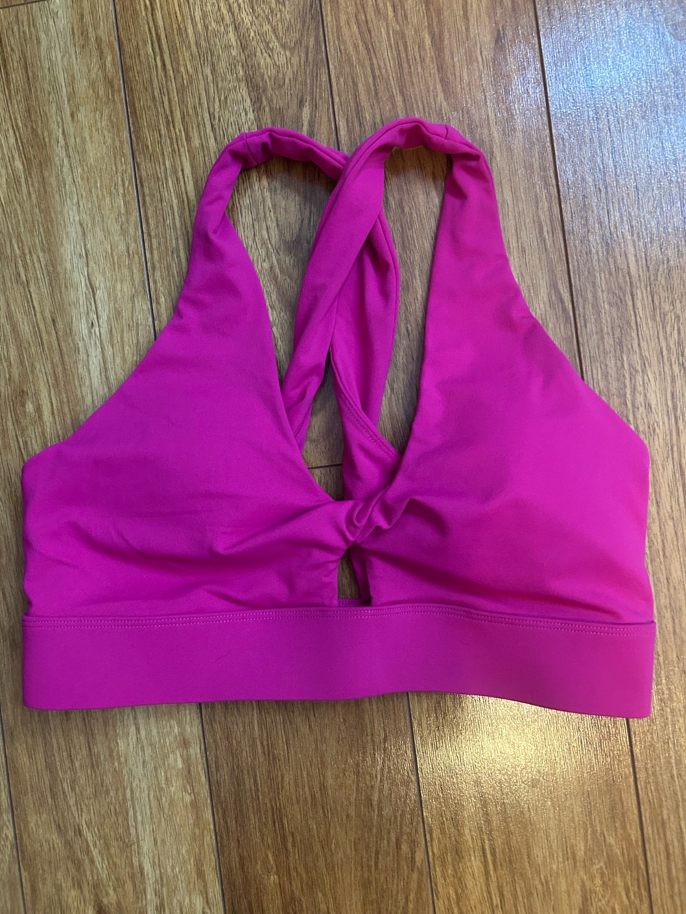 Fabletics Bright Fuchsia Twist-Front Sports Bralette Size Large